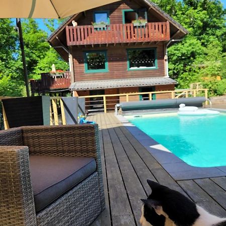Le Chalet Du Cerf - Chambre D'Hote Somme-Leuze Εξωτερικό φωτογραφία