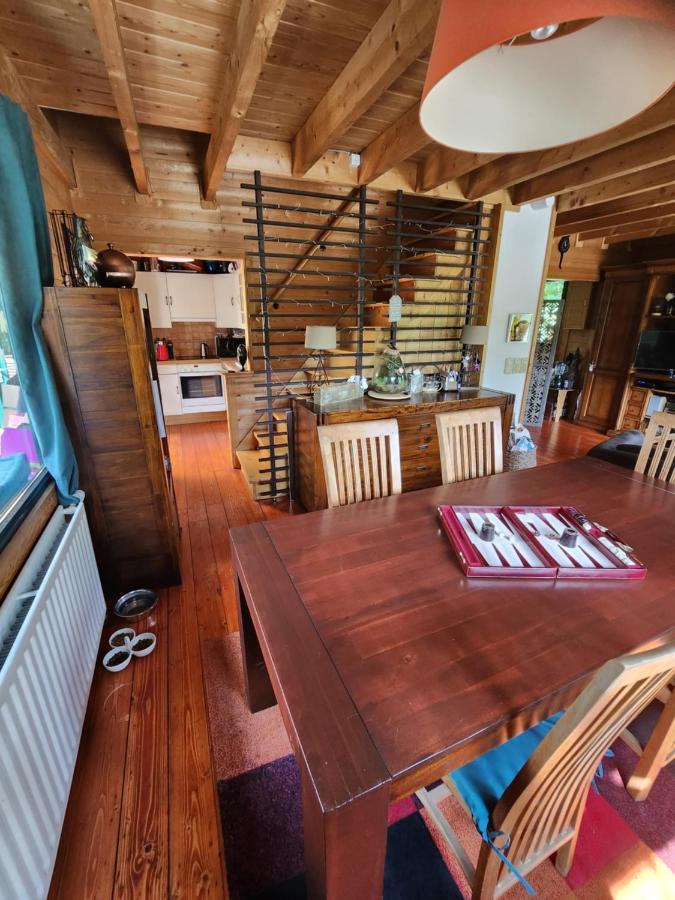 Le Chalet Du Cerf - Chambre D'Hote Somme-Leuze Εξωτερικό φωτογραφία